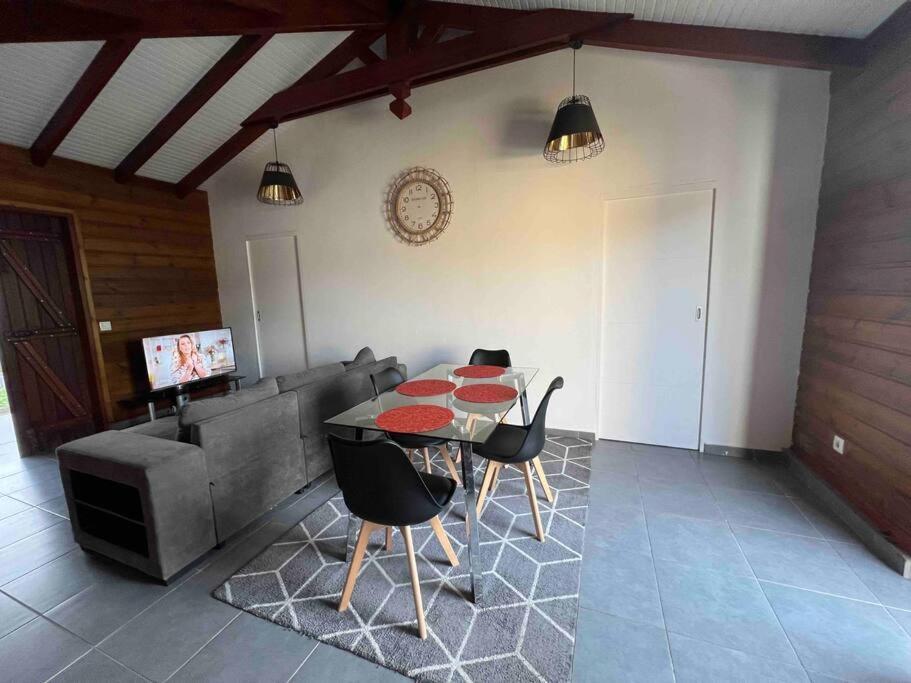Charmante Villa, Kaz' Aa.Liyah Pointe-à-Pitre Eksteriør billede